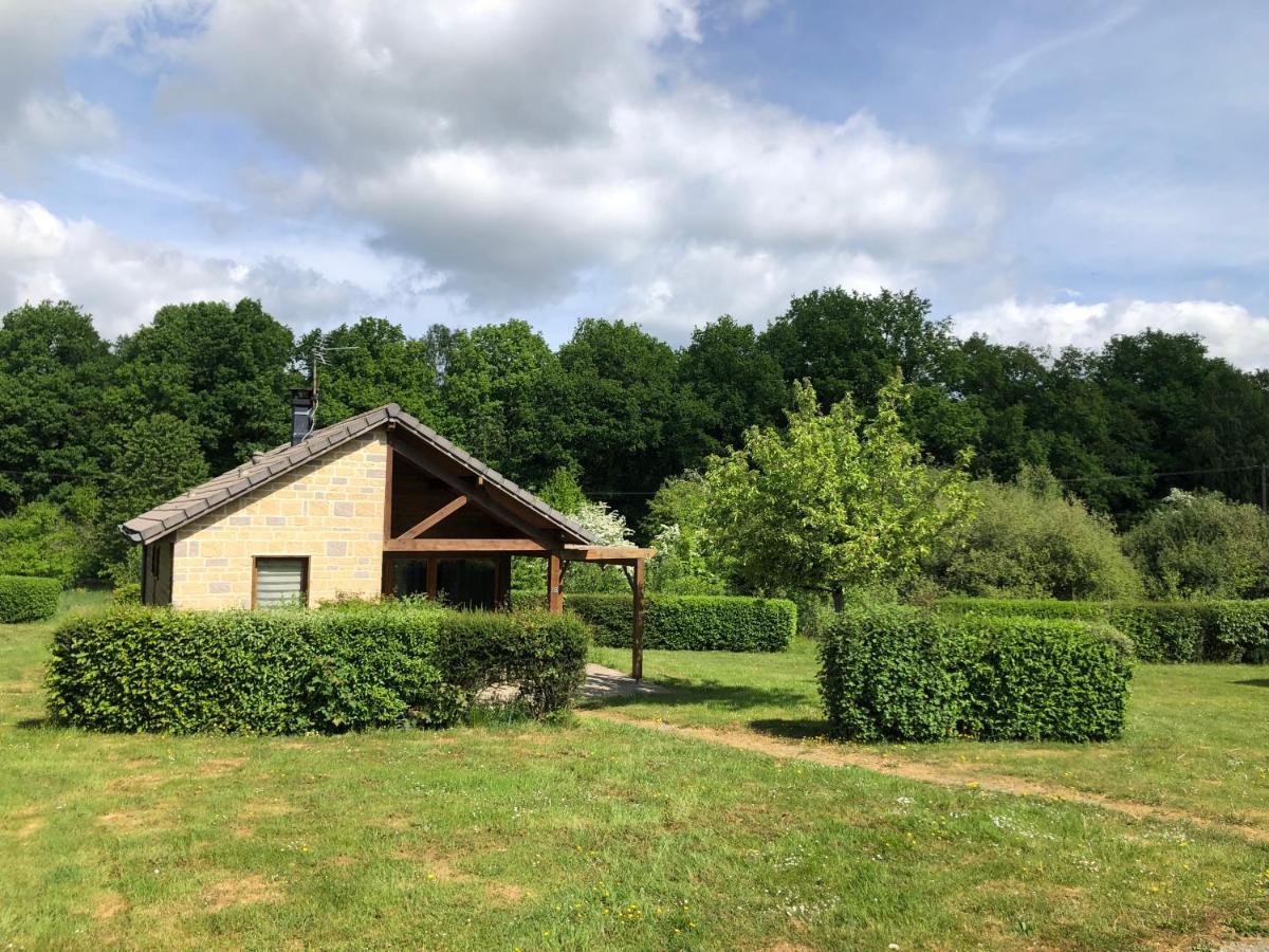 Charmant Cottage Dans Domaine Prive Signy-le-Petit Luaran gambar
